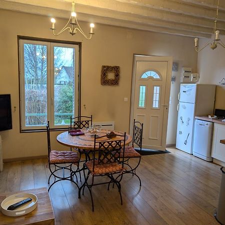 Cosy Campagne Villa Saussay-la-Campagne Kültér fotó